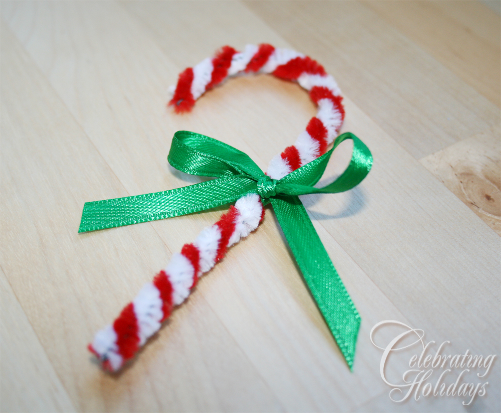 Candy Cane Pipe Cleaner Ornament