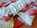 strawberry and cream crepes