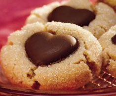 Peanut Butter Cookies (with Chocolate Heart)