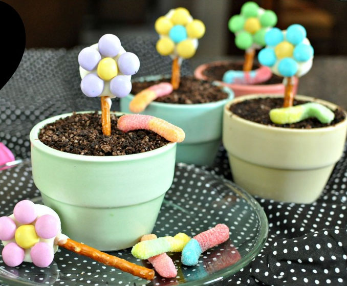 Flower Pot Cakes for Mother's Day