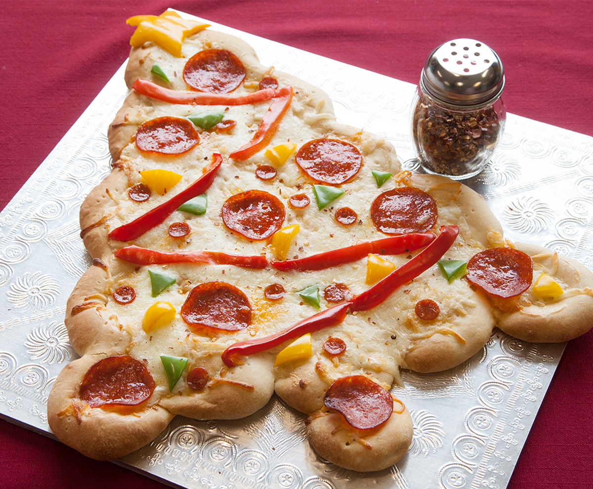 Christmas Tree Pizza