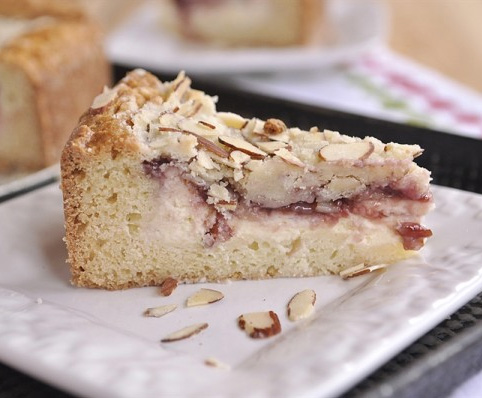 raspberry cream coffee cake