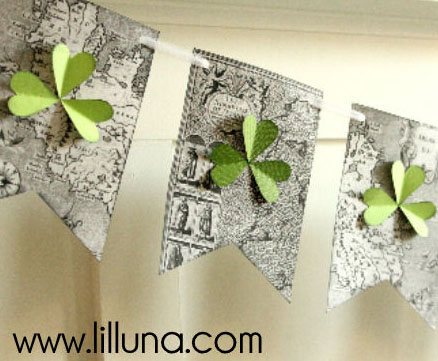 St. Patrick 3D Shamrock Banner