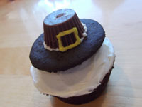 Pilgrim Hat Cupcakes