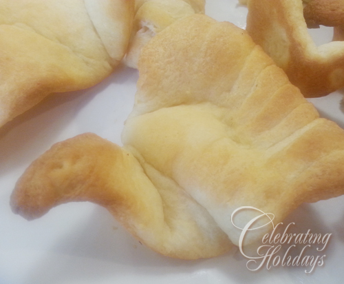 Turkey Shaped Crescent Roll